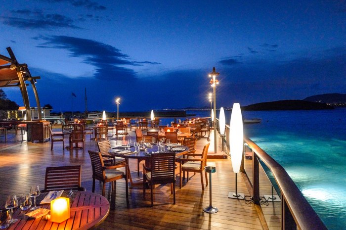 Grand lagonissi resort hotel