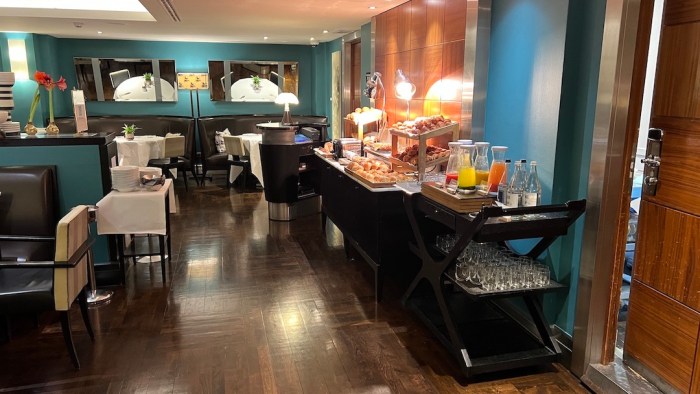 Amigo brussels rocco